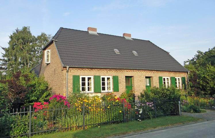 Ferienwohnung für 2 Personen, mit Terrasse und Garten in Schmatzin