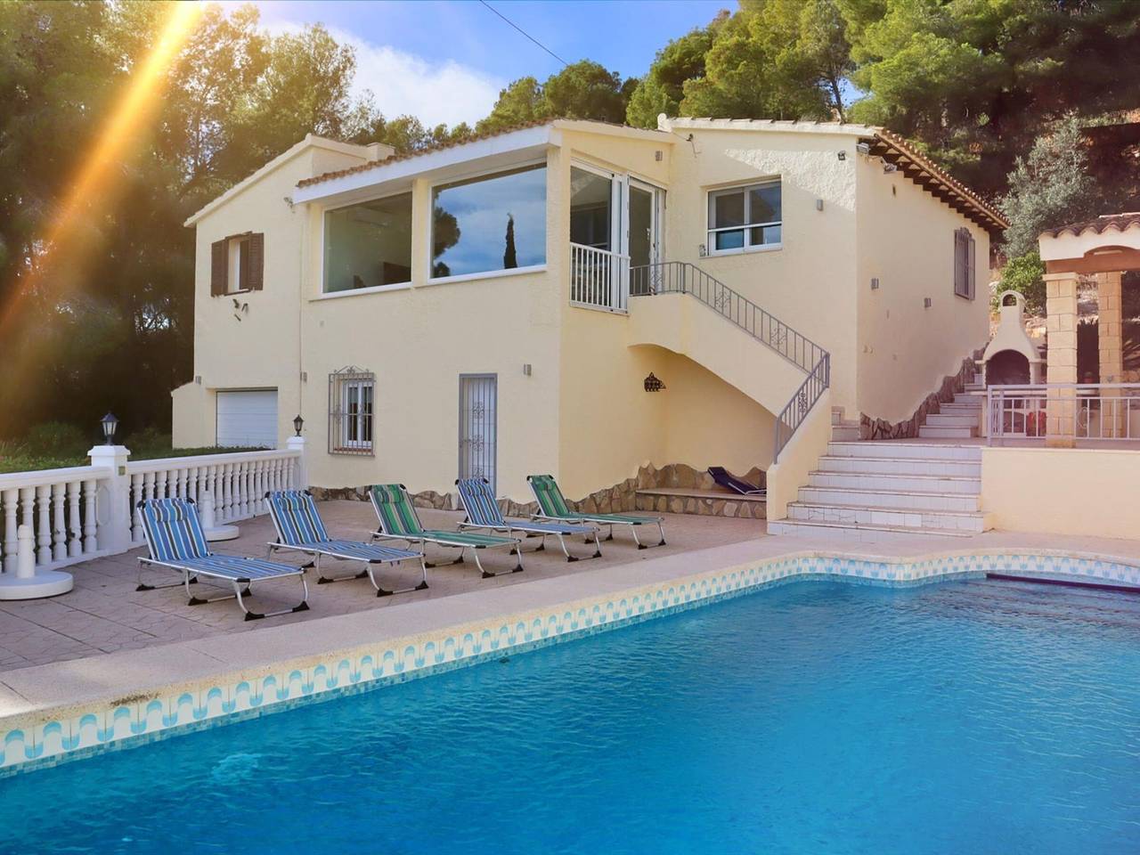Moderne Villa mit privatem Pool, Klimaanlage und Wi-Fi in Altea in El Captivador, la Nucia