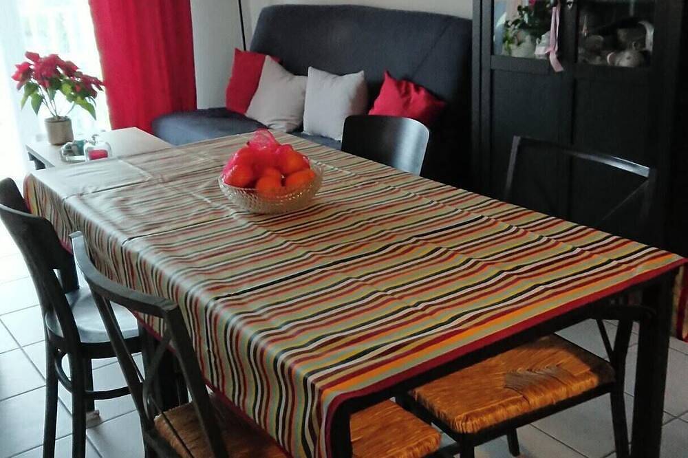 Entire apartment, Homerez - Apartment in Dax with pool. in Dax, Dax region