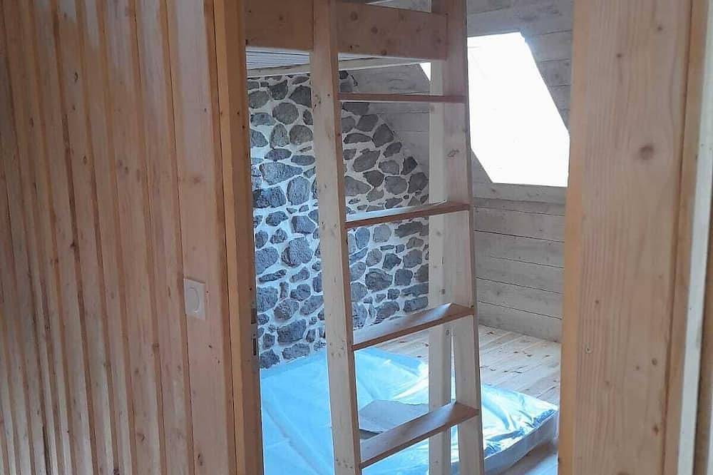 Maison de charme ancienne grange à la campagne in Rochefort-Montagne, Parc naturel régional des Volcans d'Auvergne