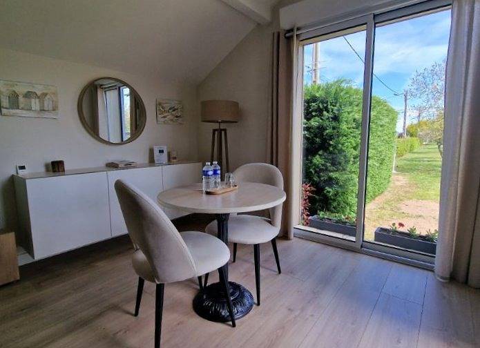 Location de vacances pour 2 personnes, avec piscine et jardin dans Saint-Amand-Montrond - 4