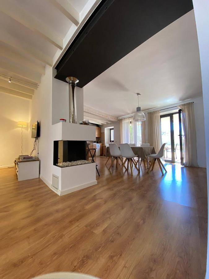 Gîte pour 8 personnes, avec piscine ainsi que terrasse et vue dans Lloret De Vista Alegre - 4