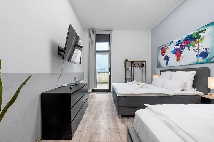 Appartement entier, Design loft, fully equipped, terrace, 2 min Duisburg central station in Homberg/Ruhrort/Baerl, Duisbourg