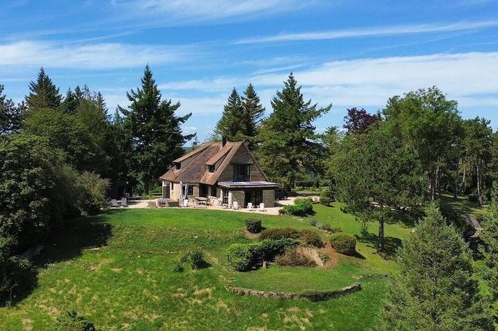 Maison de vacances pour 14 personnes, avec terrasse et jardin