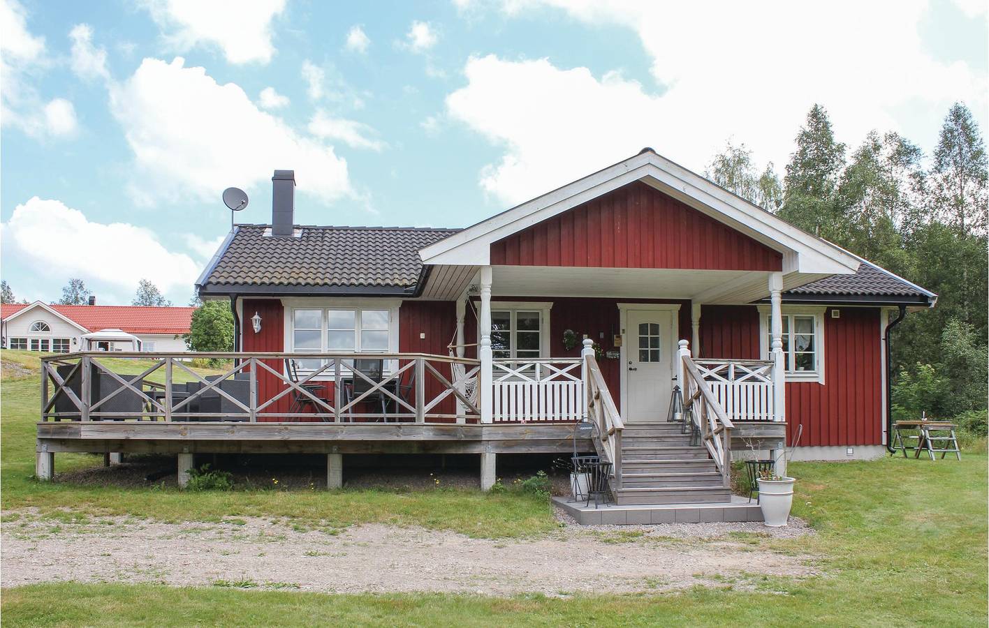 Hus för 6 Personer, med sjöutsikt samt terass och trädgård, med husdjur