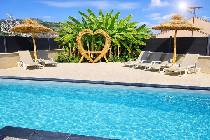 Location de vacances pour 10 personnes, avec jardin ainsi que piscine et vue à Bon-Encontre - 2