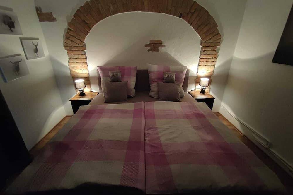 Ganze Wohnung, Ferienwohnung zum Wohlfühlen mit Schwedenofen und gemütlicher Wohnküche in Kienberg, Landkreis Traunstein