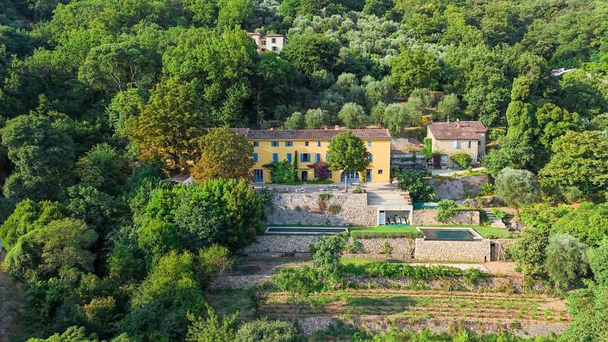 Chambre d’hôte pour 2 personnes, avec vue ainsi que jardin et piscine à Grasse - 3