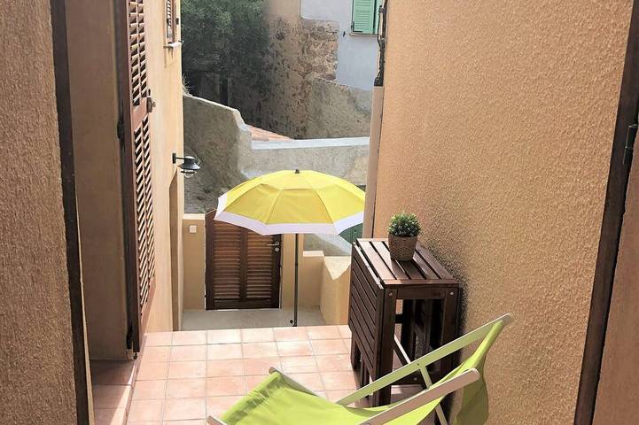 Appartement de Charme, vue sur la mer in Belgodère, Region de Calvi