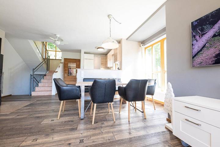 Ferienhaus für 8 Personen, mit Ausblick und Garten, mit Haustier in Garmisch-Partenkirchen - 2