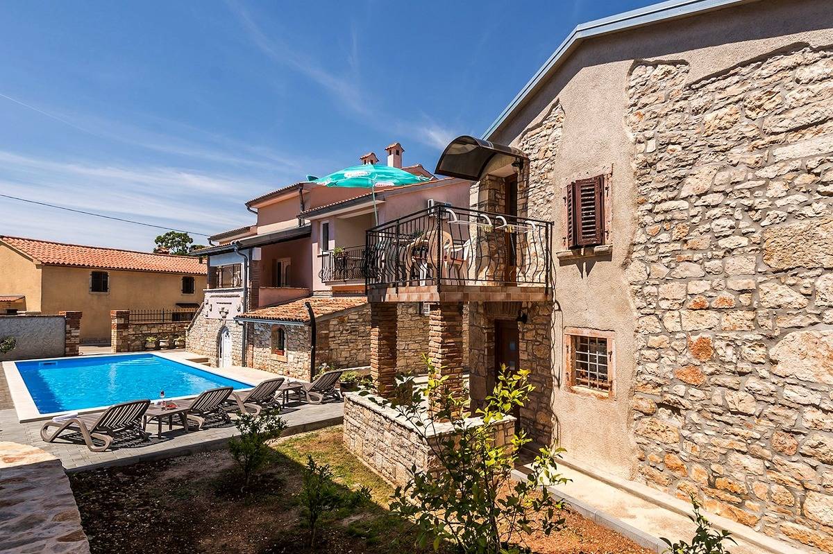 Appartement entier, Apartment Fiorela Ii in Villa Valtrazza with Shared Pool in Tar (Croatia), Tar-Vabriga