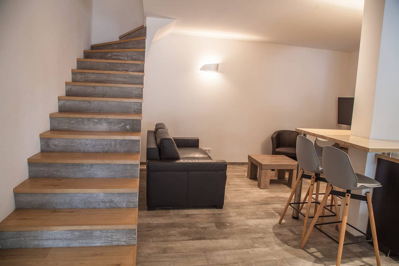 Ganze Wohnung, Ferienwohnung für 4 Personen mit Terrasse in San-Gavino-di-Carbini, Sartène und Umgebung