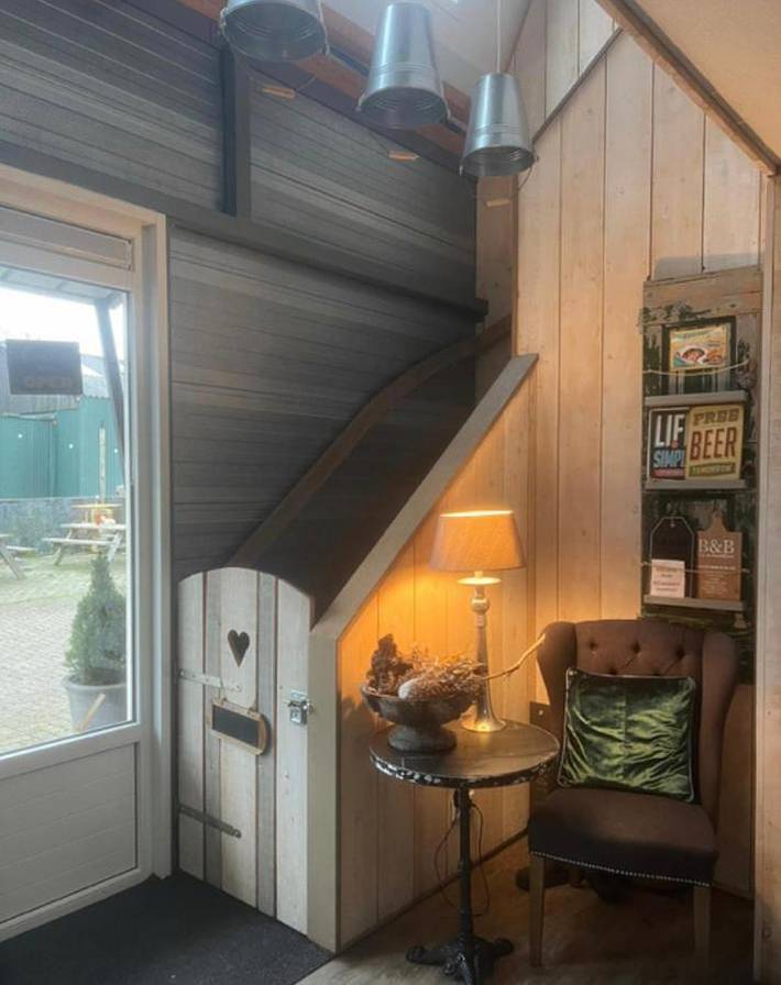 Cottage pour 2 personnes, avec terrasse et jardin dans Lekkerkerk