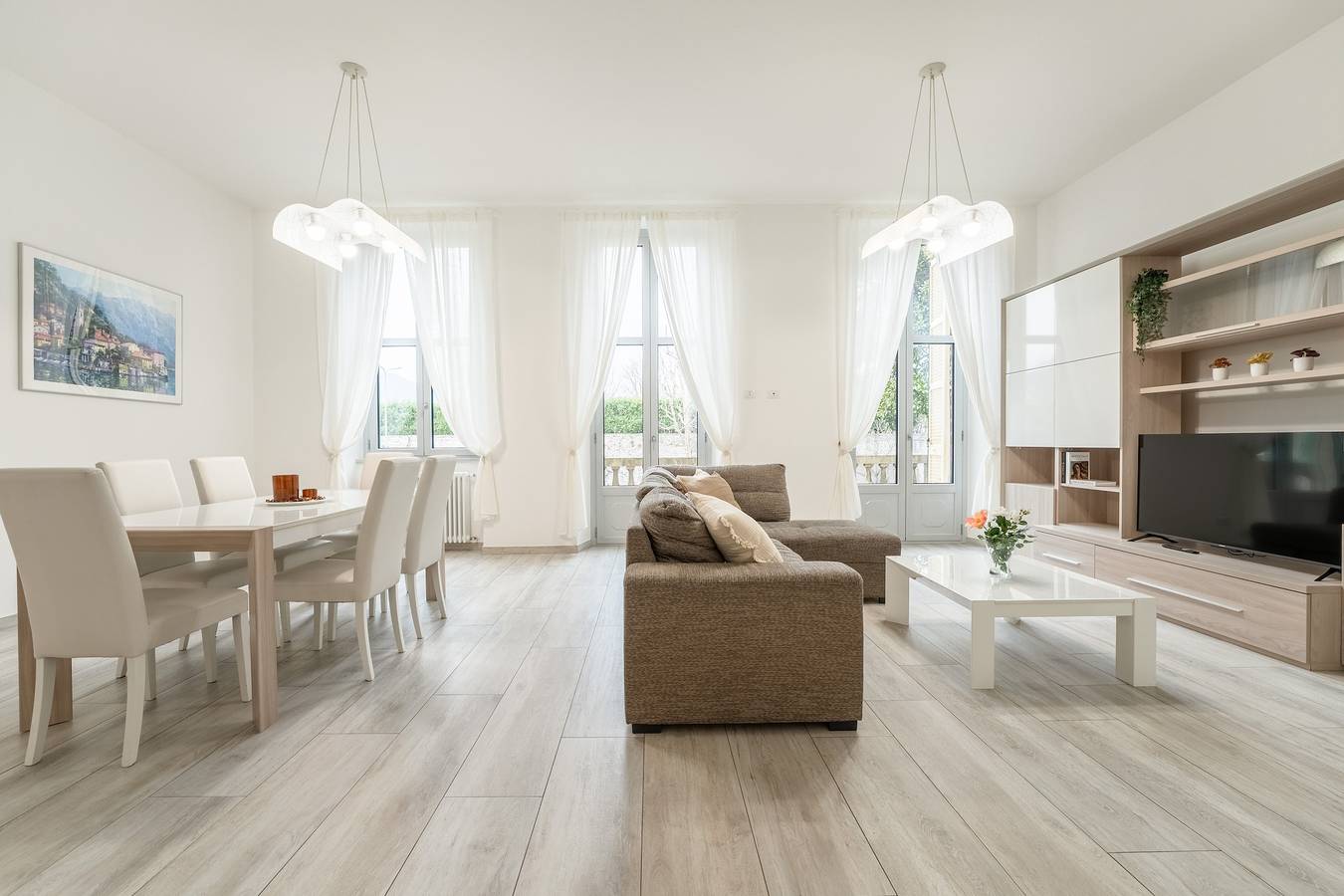 Hel lejlighed, Ferielejlighed for 6 personer med balkon in Como, Comosøen