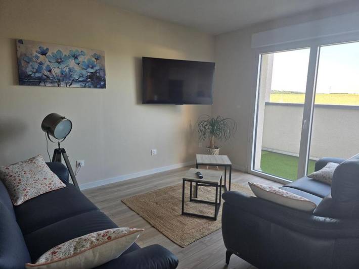 Gîte pour 4 personnes, avec terrasse dans Longuenesse - 2