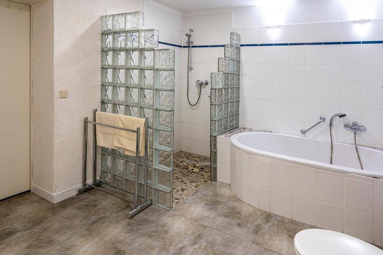 Standard Twin Room in Hattingen, Ennepe-Ruhr-Kreis