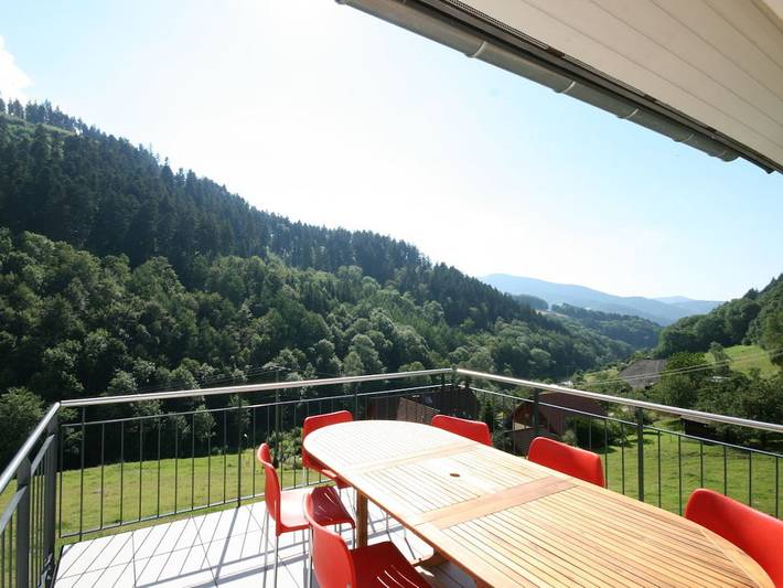 Ferienhaus in Oberried mit Schwimmbecken in Oberried, Südschwarzwald