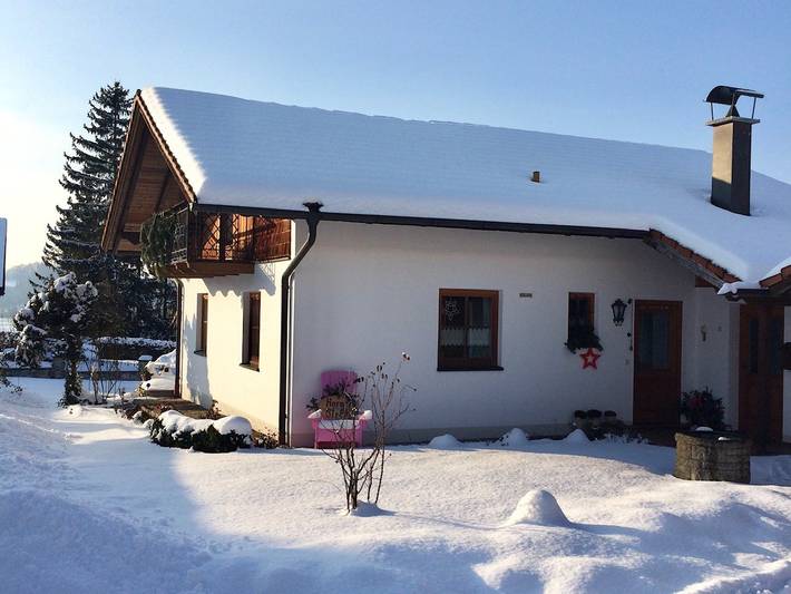 Ferienhaus für 6 Personen, mit Seeblick und Garten, kinderfreundlich in Waging am See - 2