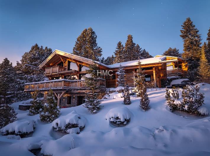 Chalet pour 10 personnes, avec Balcon ainsi que Jacuzzi et Terrasse à Bolquère