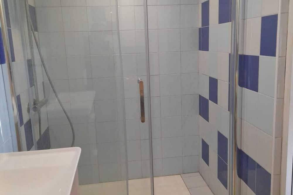 Appartement entier, Studio  indépendant de 30 m2 , dans maison familiale au calme à 10 mns de la mer in Cabestany, Côte d'Améthyste