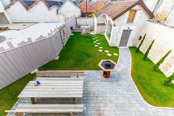 Gîte pour 12 personnes, avec jardin ainsi que sauna et terrasse à Les Riceys - 3