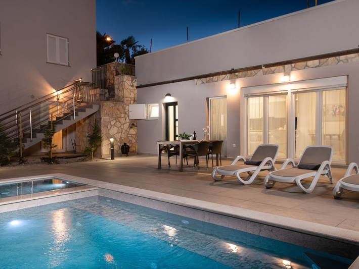 Bungalow für 6 Personen, mit Garten