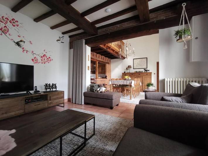 Location de vacances pour 6 personnes, avec jardin ainsi que vue et sauna à Signy-le-Petit