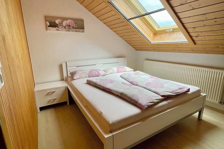 Ferienwohnung für 5 Personen, mit Balkon und Garten - 1