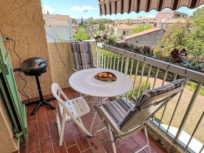 Gîte pour 2 personnes, avec jardin dans Port Santa-Lucia - 3