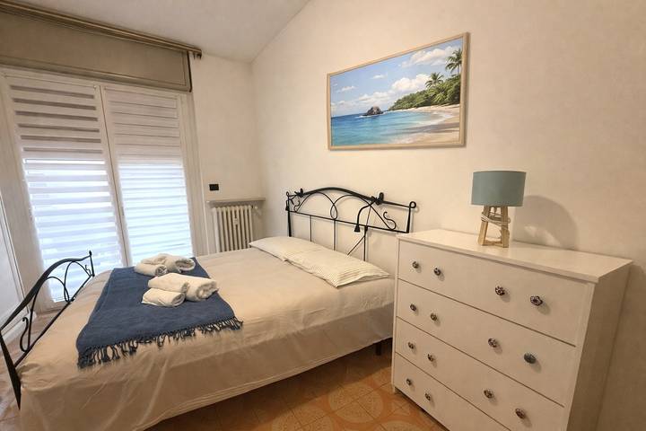 Appartamento intero, Andora Centro: Relax per 6 a due passi dal mare in Guardia di Finanza, Andora