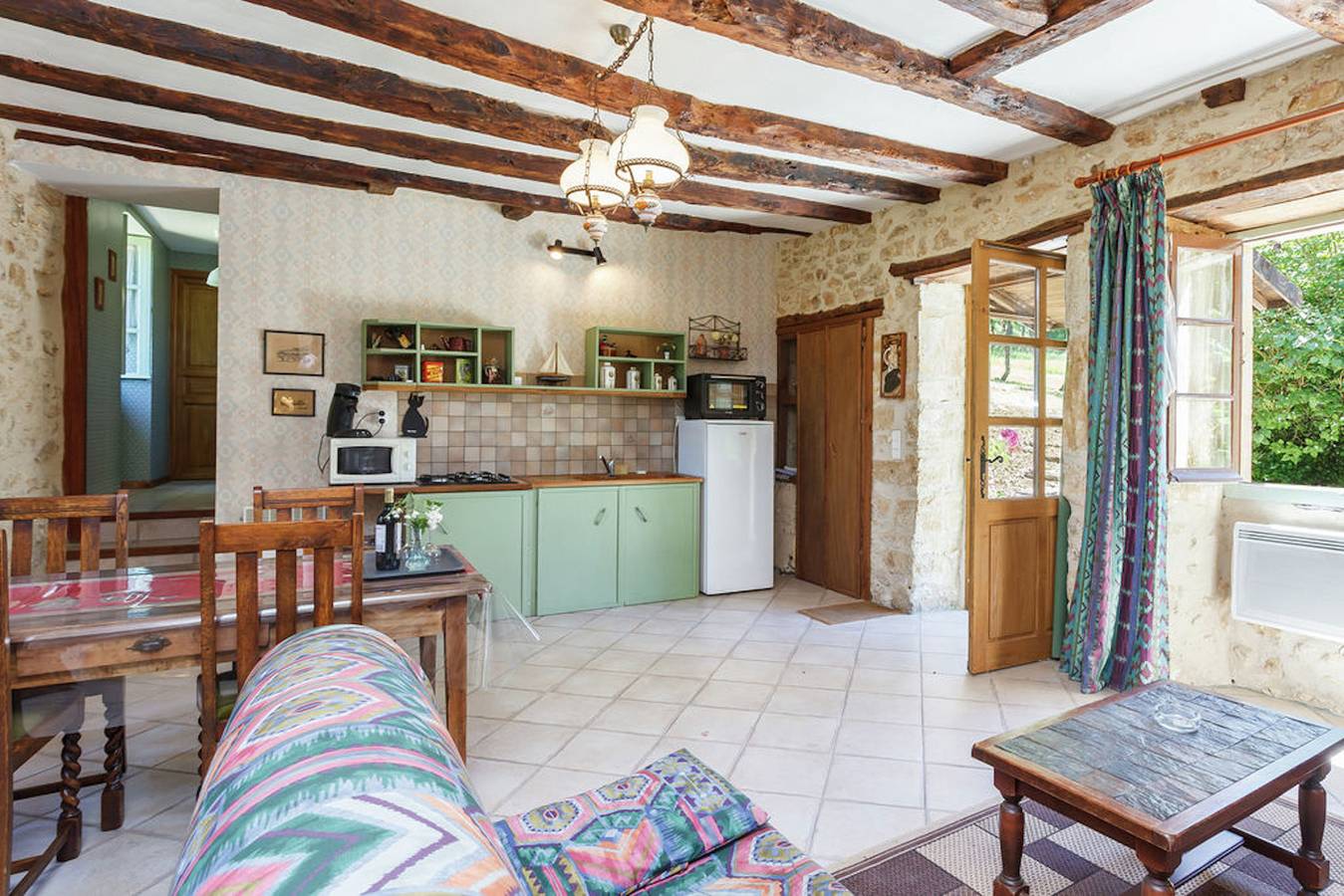 Maison avec un grand jardin en pleine nature in Saint-Léon-sur-Vézère, Périgord Noir