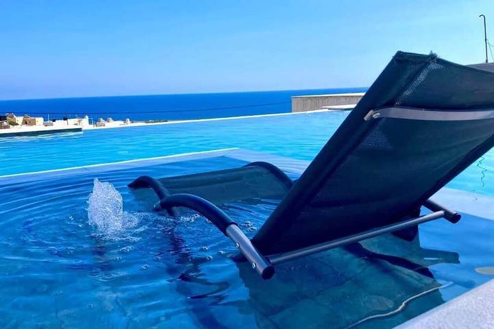 Villa für 4 Personen, mit Pool und Terrasse - 1