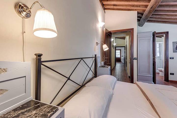 Piscina Privata -Agriturismo Fattoria La Pieve-Villa Fico  da Pisa in Calci, Pisa e dintorni