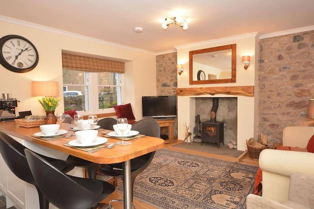 2 Bed in West Linton (oc-pb71m) in Scottish Borders