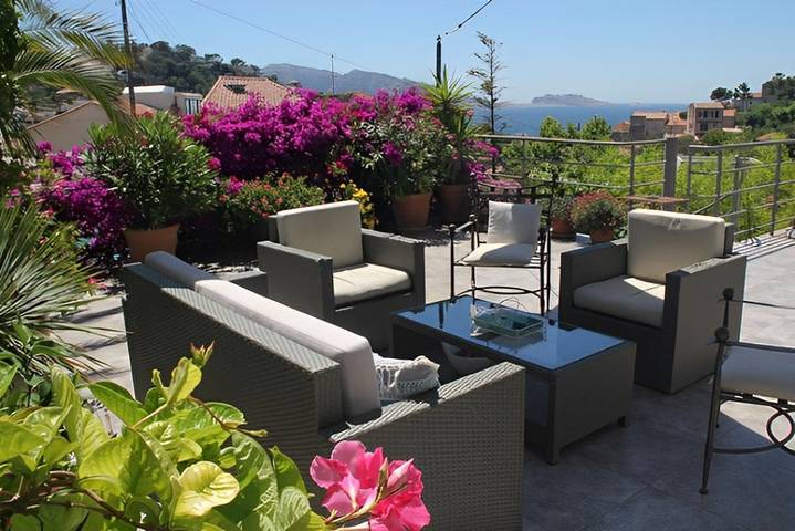 Chambre d’hôte pour 3 personnes, avec jardin et piscine à Marseille - 4