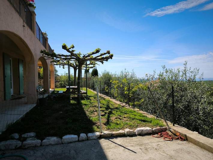 Gîte pour 4 personnes, avec jardin à Saint-Vallier-de-Thiey - 4