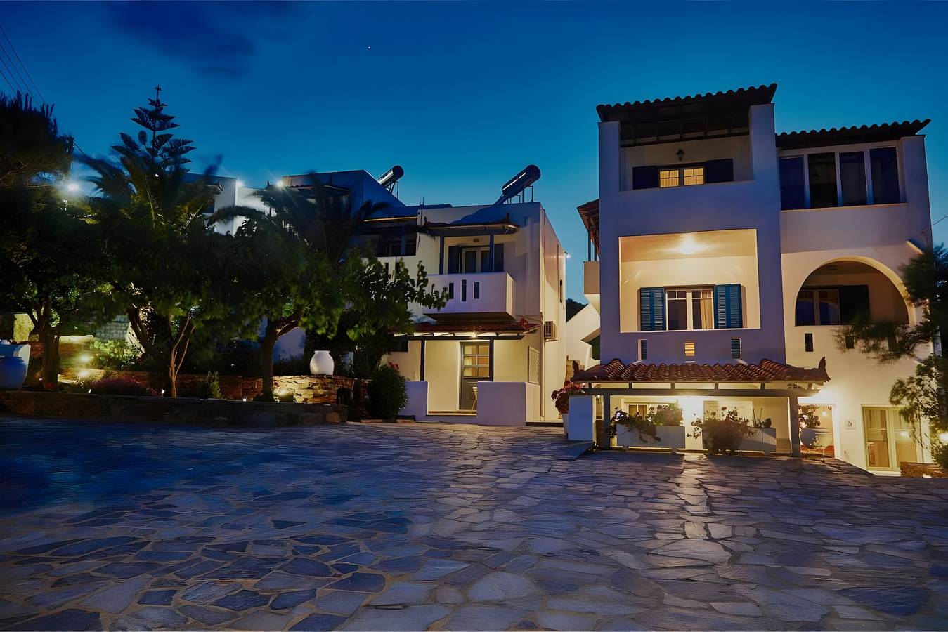 Geheel appartement, Appartement 'Irene 14 Superior 2' met Uitzicht op Zee, Wifi en Airconditioning in Andros