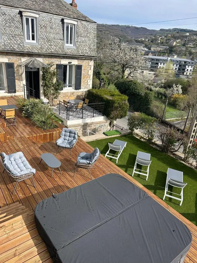 Apartamento de vacaciones para 4 personas, con jardín además de terraza y jacuzzi, Se admiten mascotas - 1