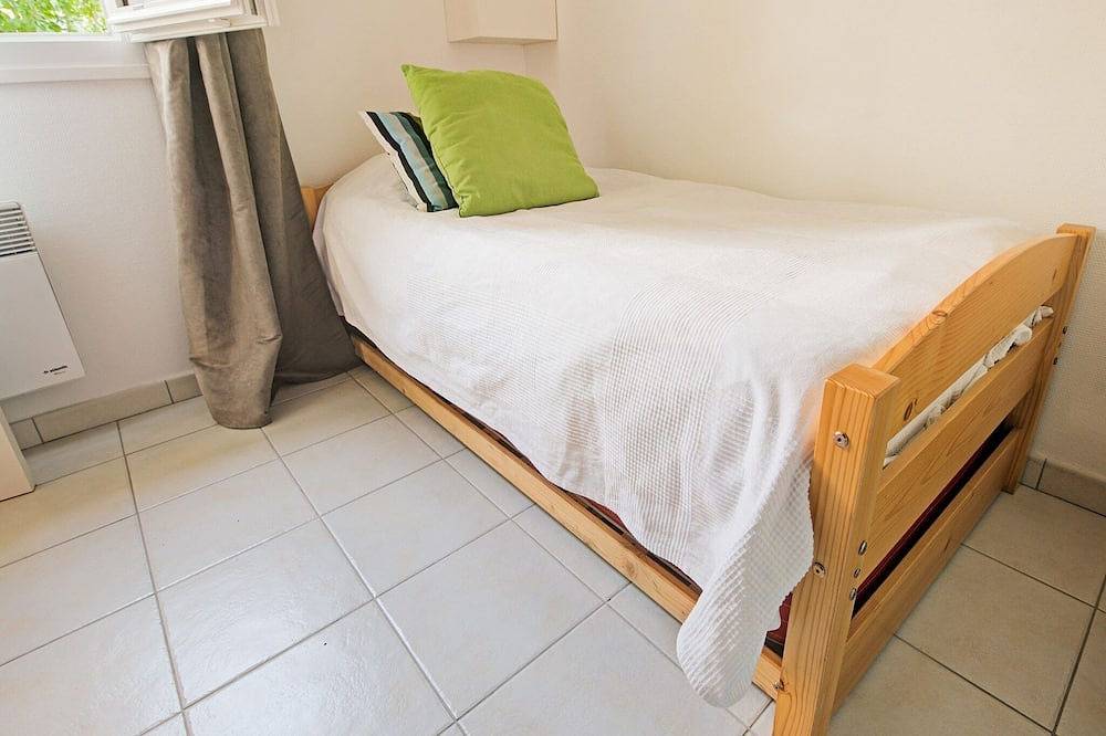 Apartment in Isigny near the Port in Saint-Benoît-de-l'Aure, Bayeux region