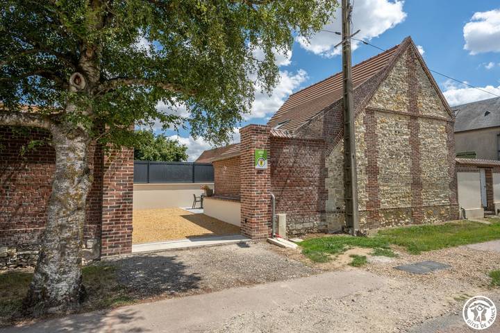 Gîte pour 6 personnes, avec terrasse - 1