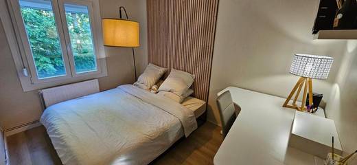 Gîte pour 4 personnes, avec terrasse à Loos