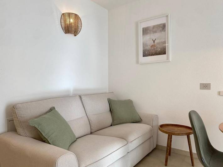 Gîte pour 4 personnes, avec vue et terrasse à Carisolo - 2