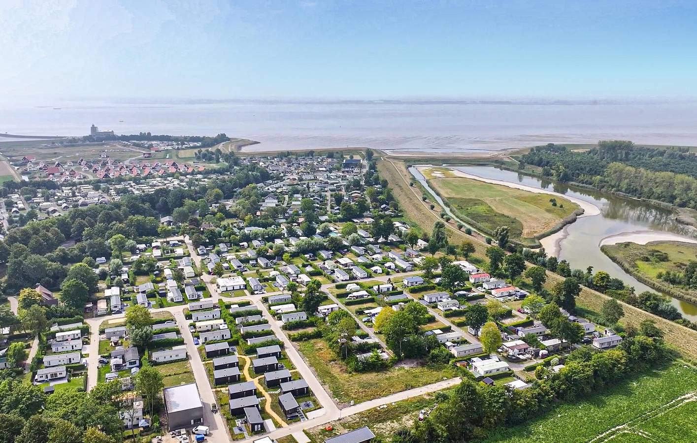 Ferienhaus für 4 Personen mit Pool in Scherpenisse, Niederländische Nordsee