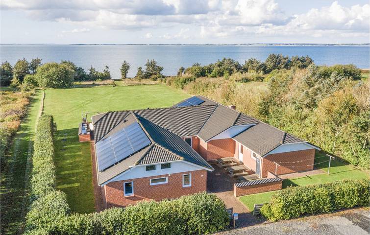 Ferienhaus für 20 Personen mit Sauna in Ålbæk Strand, Limfjord in Westjütland