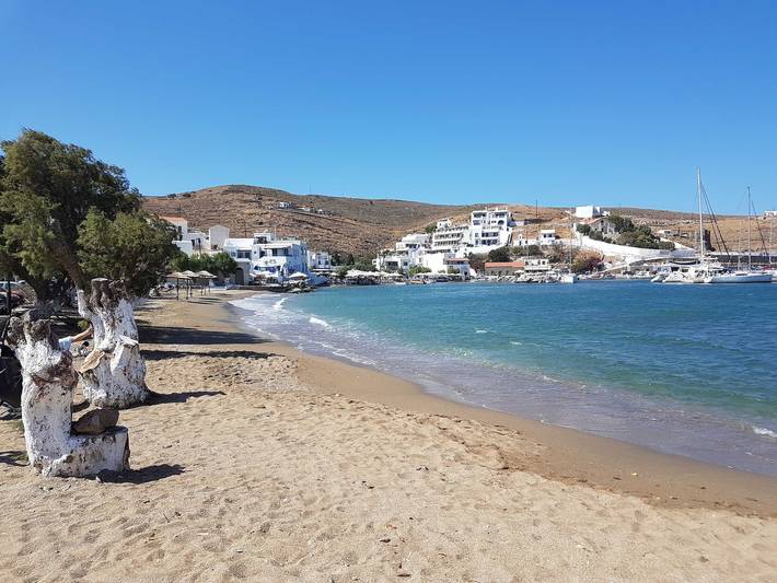 Ganze Wohnung, Seafront Alos Gem - Loutra Seaview Escape in Kythnos