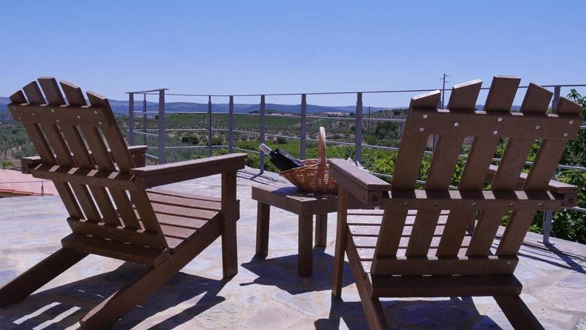 Alojamiento y desayuno para 2 personas, con Balcón y Terraza además de Jardín y Piscina en Bermellar - 3