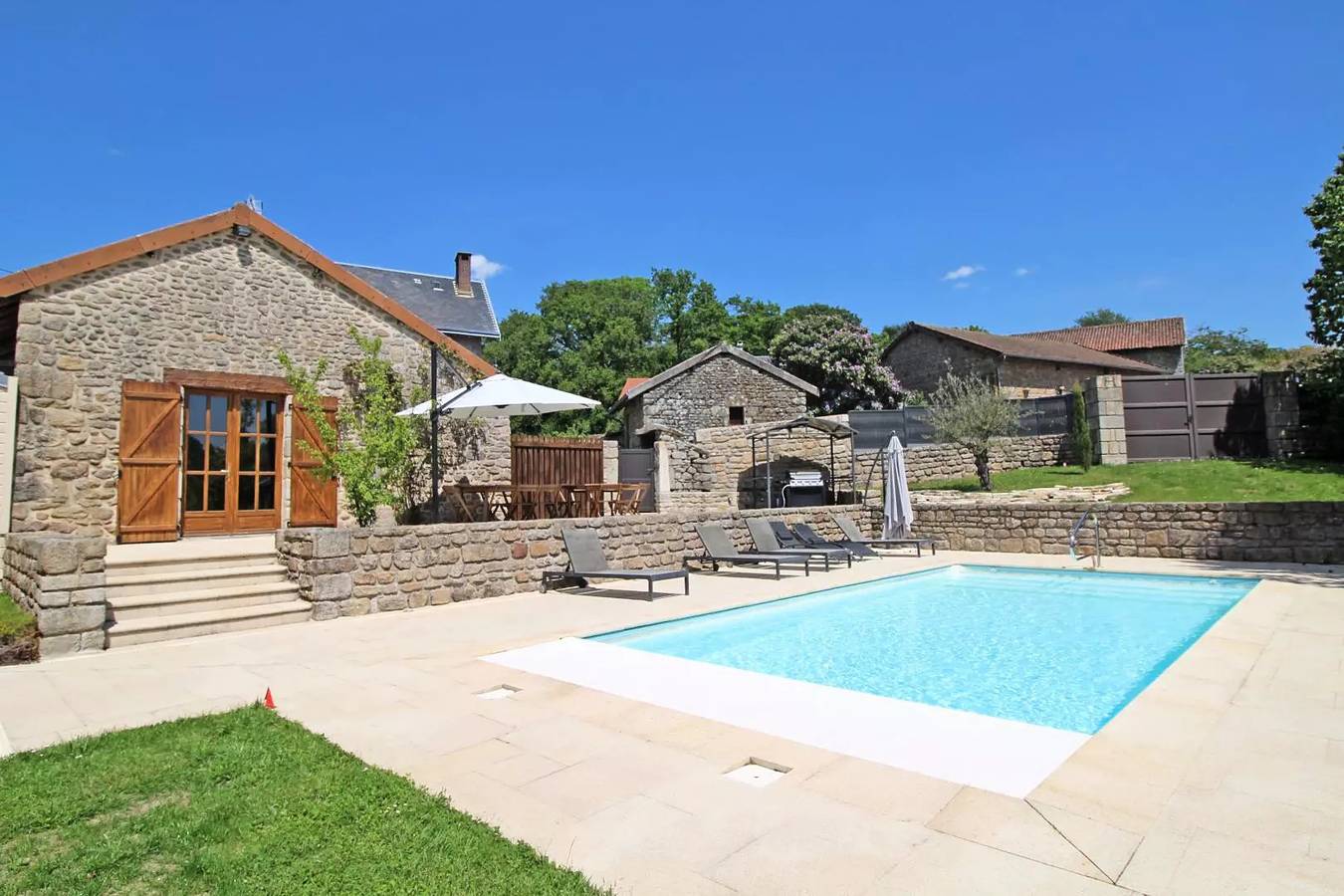 Casa rural de Francia 14 personas in Saint-Sylvestre, Región de Limoges