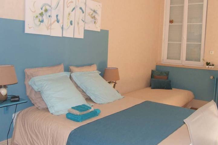 Gîte pour 3 personnes, avec jardin et terrasse à Beauquesne