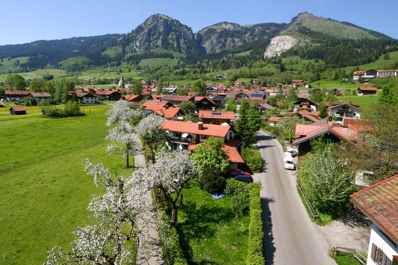 Entire holiday apartment, Familien-Ferienwohnung, 2 Schlafzimmer und Garten in Bad Oberdorf, Bad Hindelang