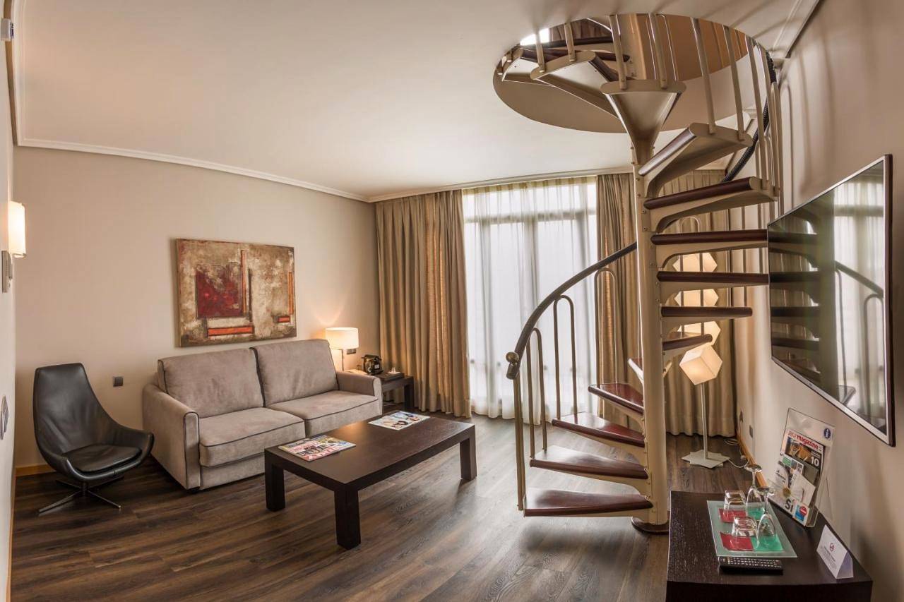 Hotel para 10 personas con jardín in Vitoria-Gasteiz, Cordillera Cantábrica